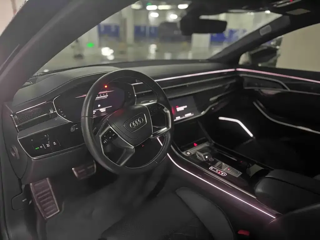 Audi S8 2021 из CN, фото 4