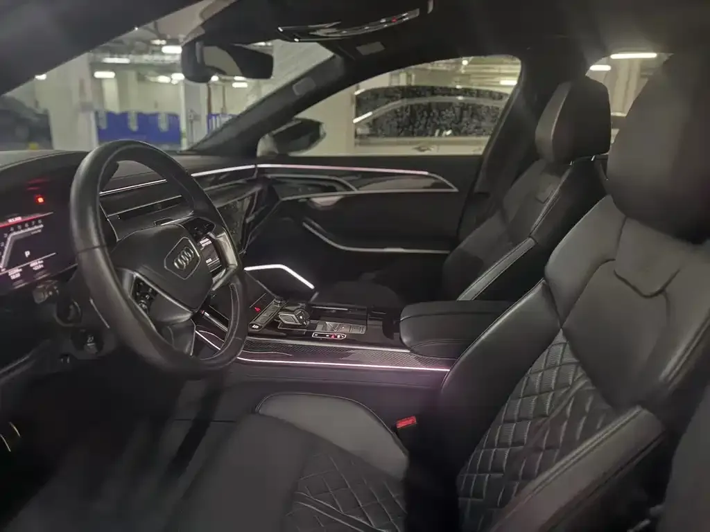 Audi S8 2021 из CN, фото 5