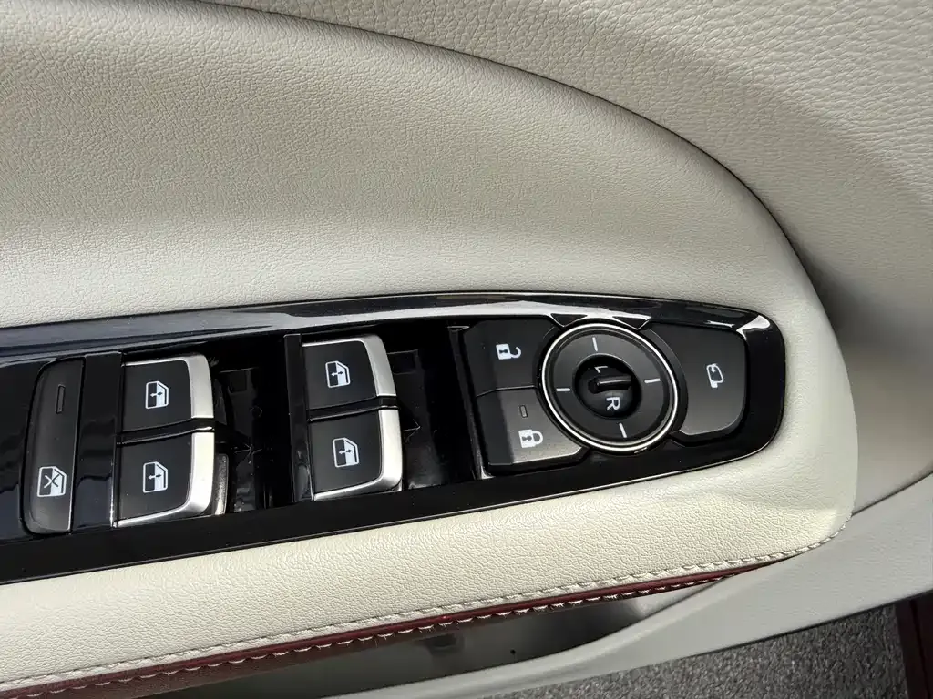 Ford Territory — фото 10