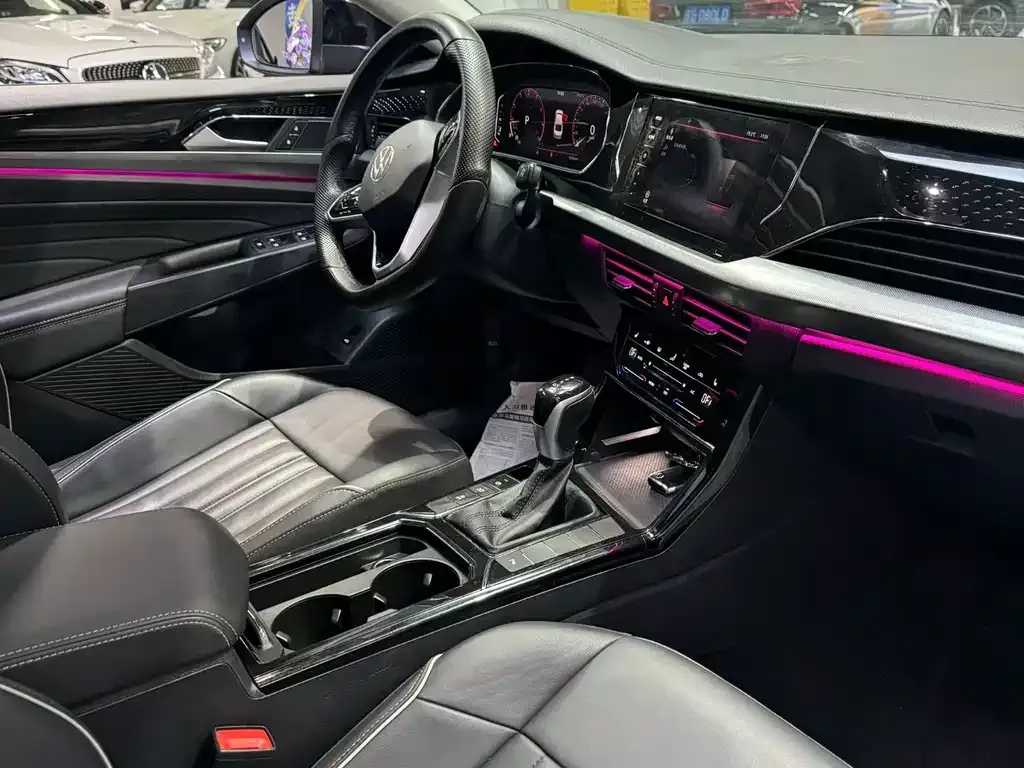 Volkswagen Passat — фото 7