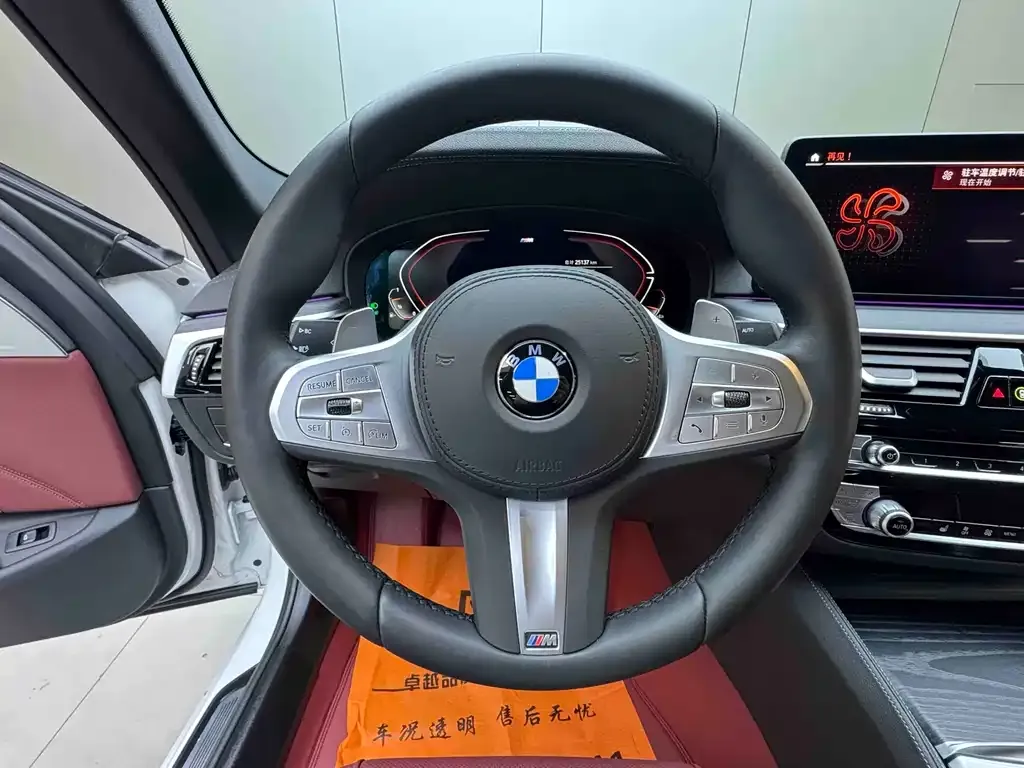 BMW 5 Series — фото 10