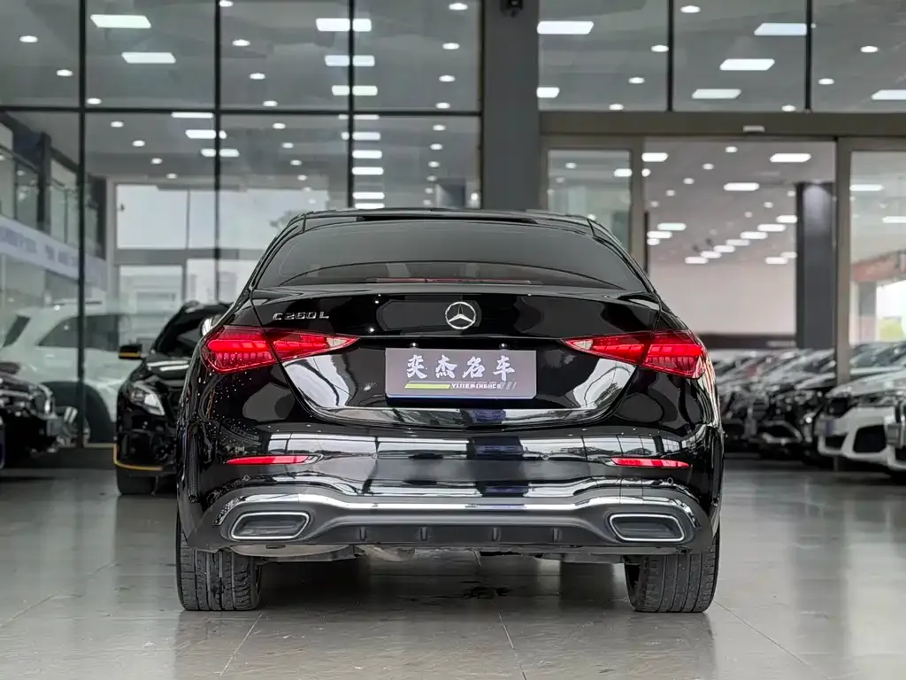 Mercedes-Benz C-Class — фото 10