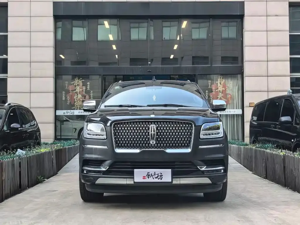 Lincoln Navigator 2022 из CN, фото 10