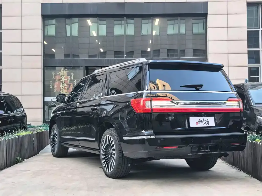 Lincoln Navigator 2022 из CN, фото 3