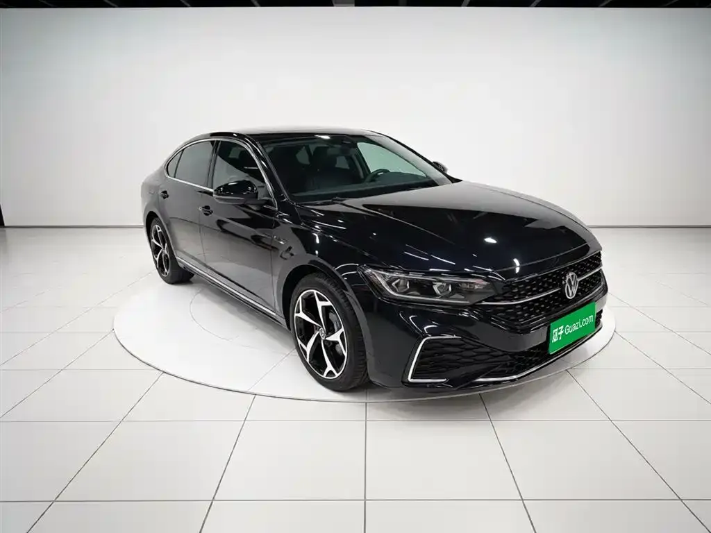 Volkswagen Passat 2025 из CN, фото 2