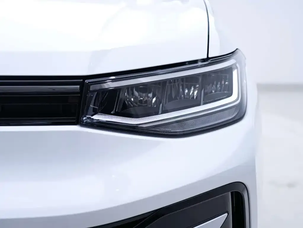 Volkswagen Tharu 2024 из CN, фото 2