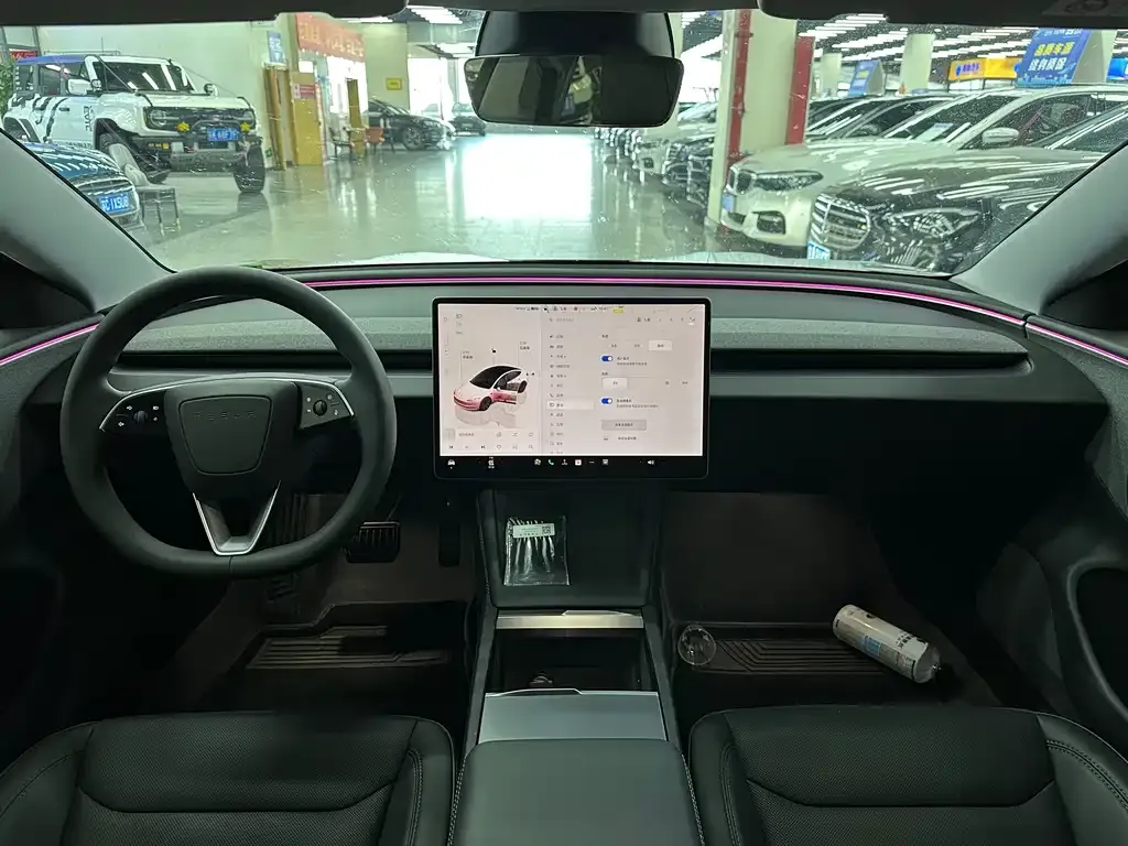 Tesla Model 3 — фото 4