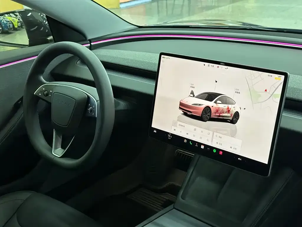 Tesla Model 3 — фото 3