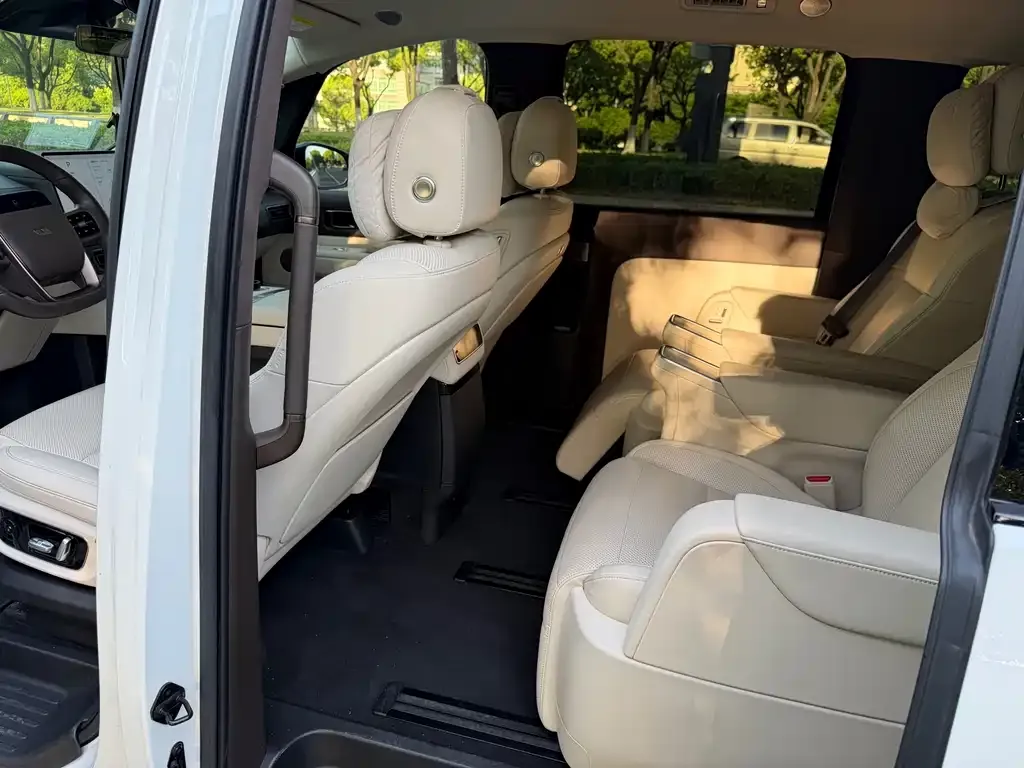 Li Auto MEGA 2024 из CN, фото 4