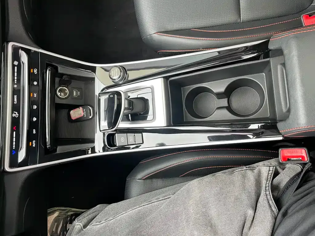 Kia KX3 — фото 10