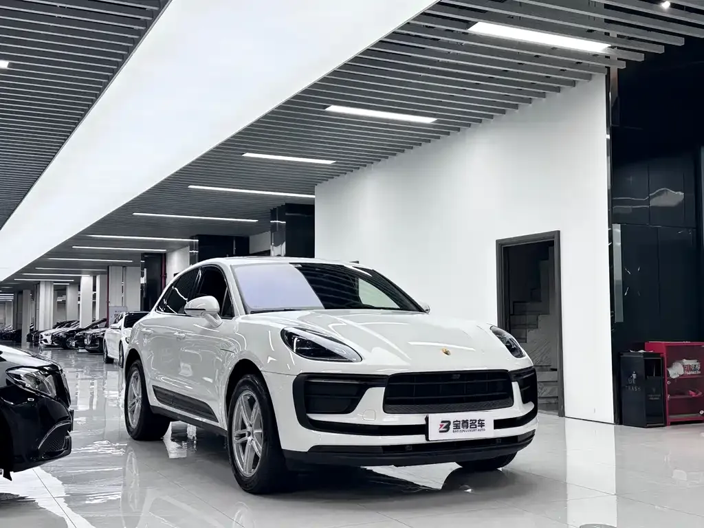 Porsche Macan — фото 10