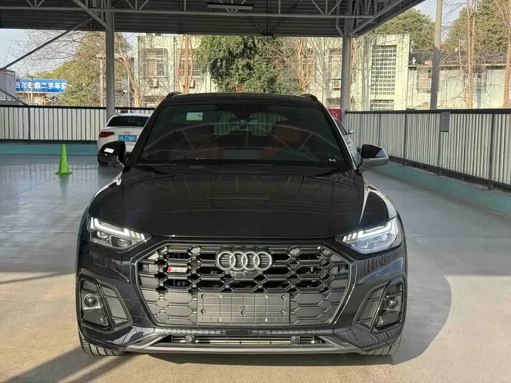 Audi SQ5 Sportback 2024 из CN, фото 6