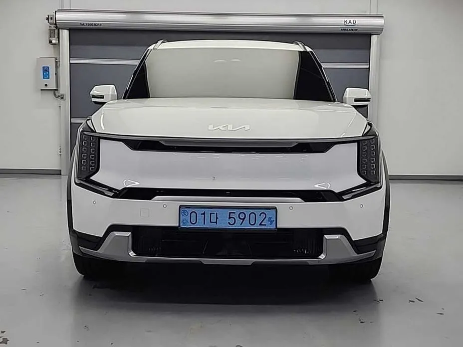 Kia EV9 2024 из KR, фото 10