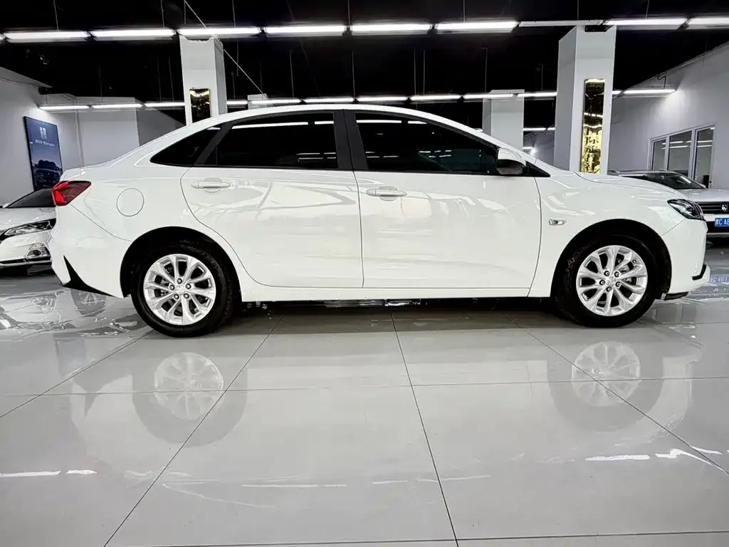 Chevrolet Monza 2022 из CN, фото 10