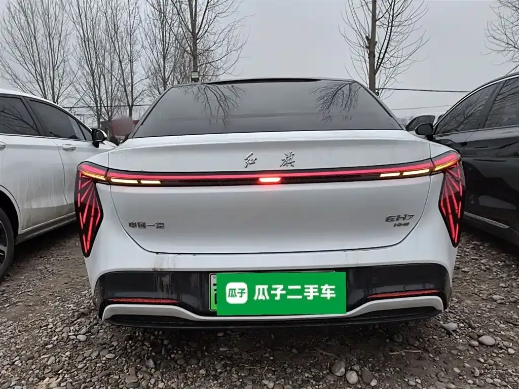 Hongqi EH7 2024 из CN, фото 6