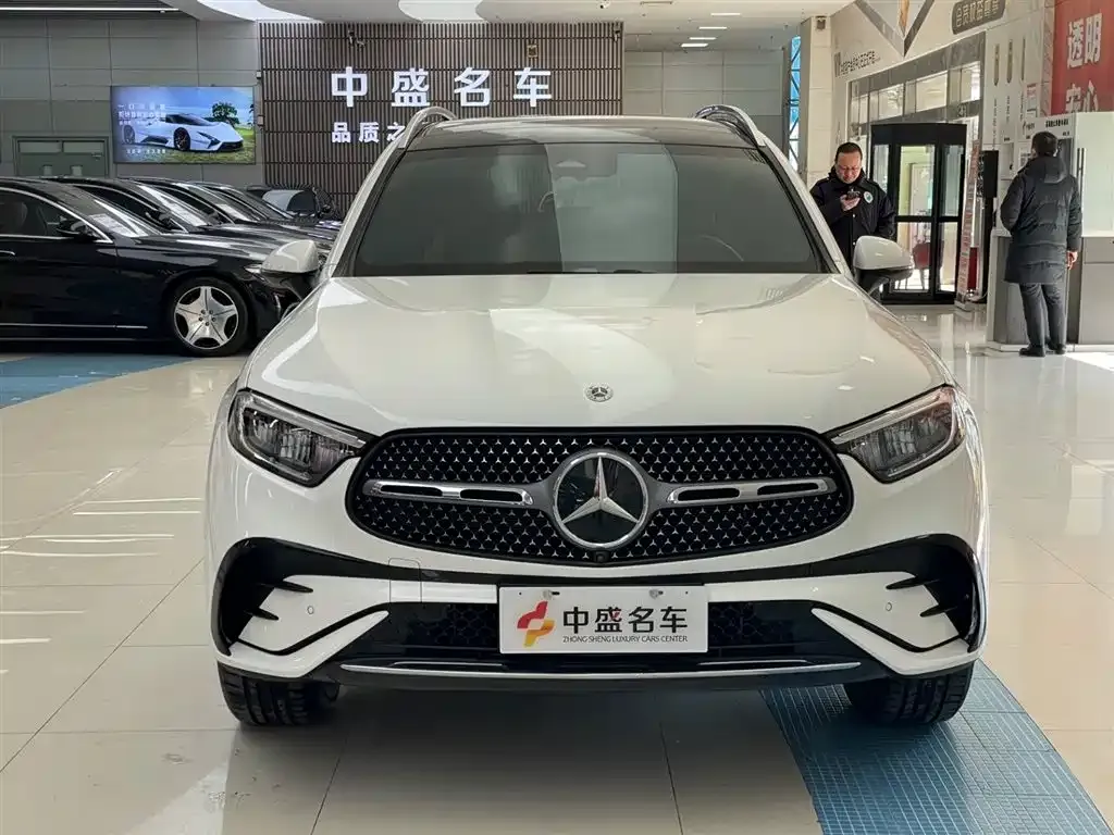 Mercedes-Benz GLC — фото 10