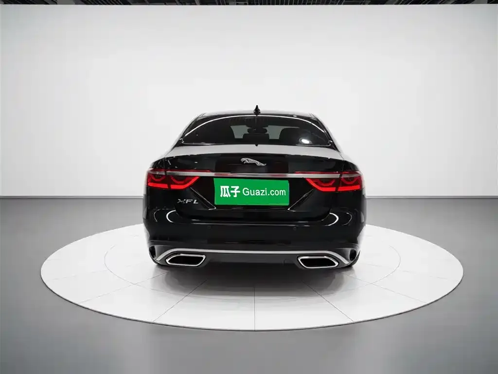 Jaguar XFL — фото 6