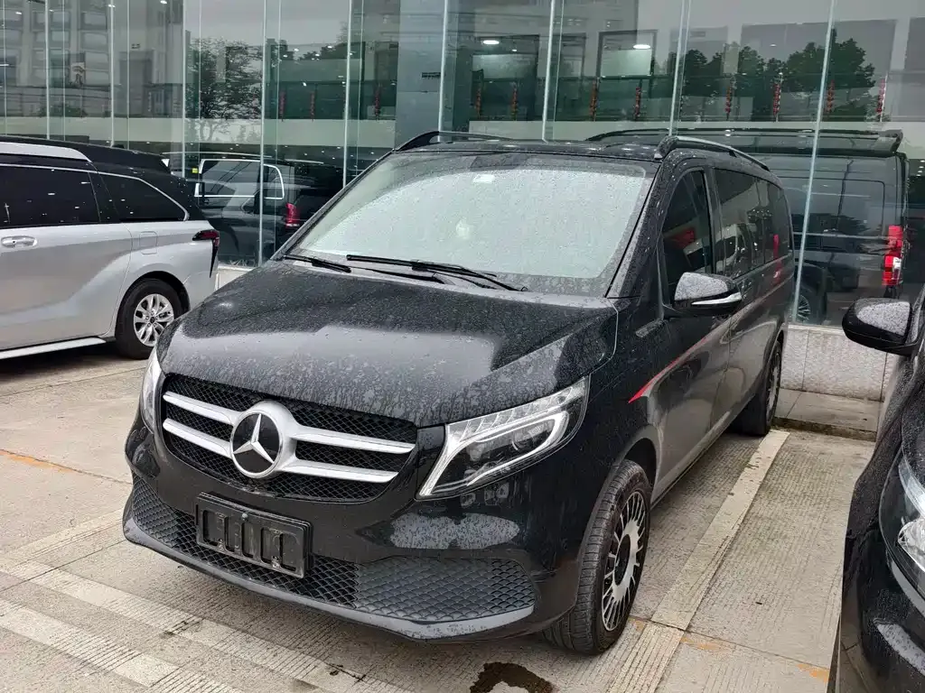 Mercedes-Benz Vito — фото 1