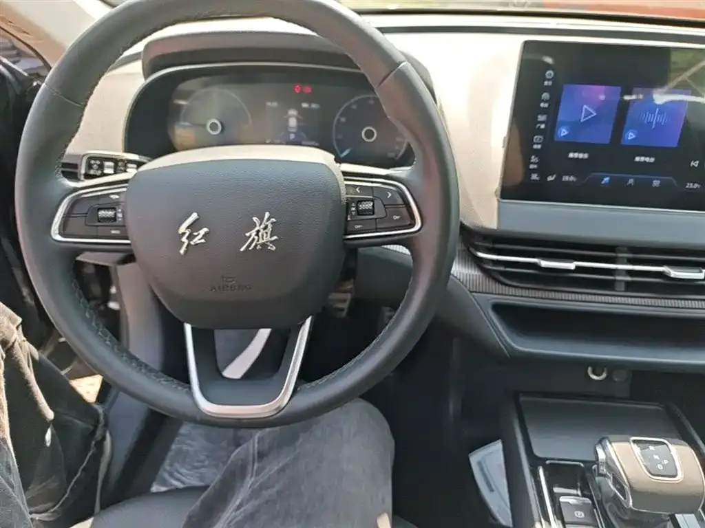 Hongqi E-QM5 2023 из CN, фото 2