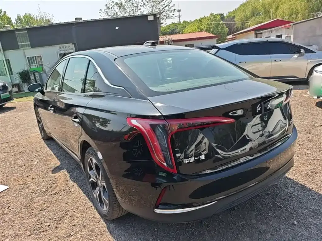 Hongqi E-QM5 2023 из CN, фото 8