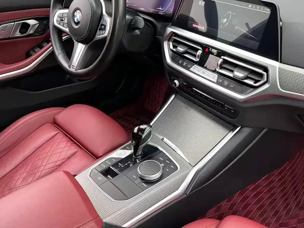 BMW 3 Series 2022 из CN, фото 2