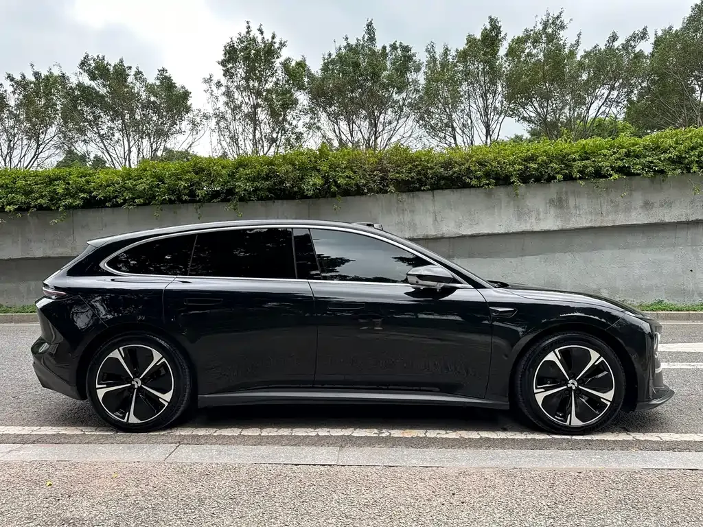 NIO ET5T 2024 из CN, фото 8