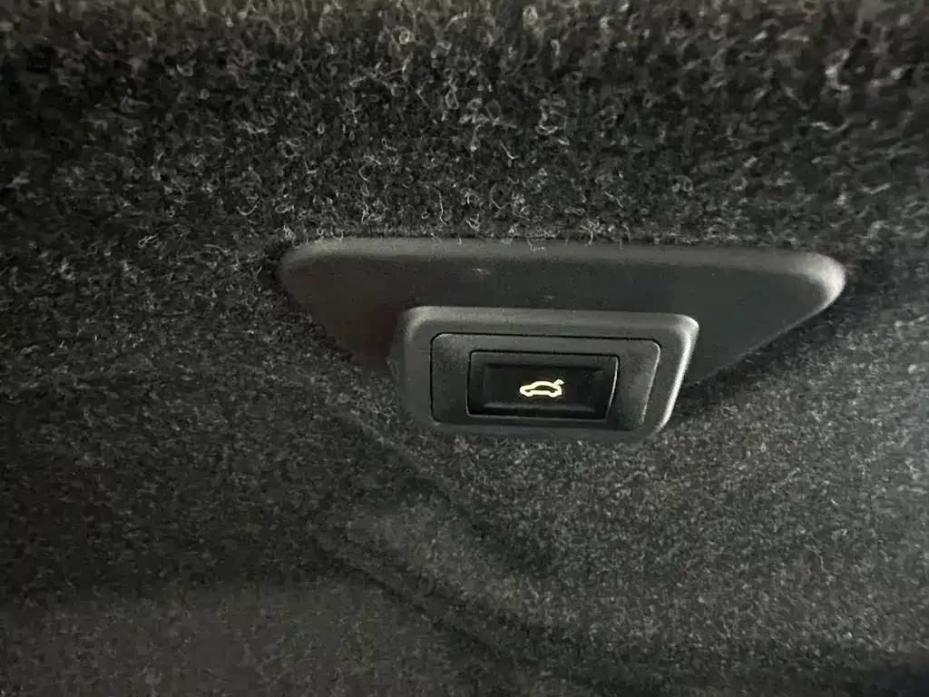 Volvo S60 2023 из CN, фото 6