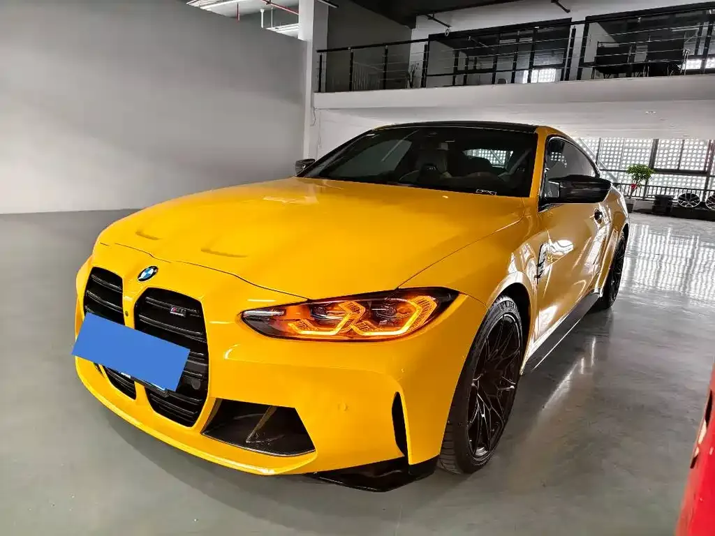 BMW M4 — фото 1
