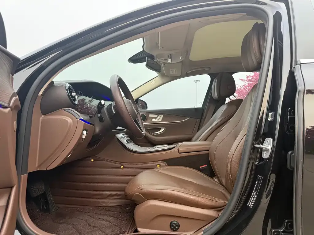 Mercedes-Benz E-Class 2021 из CN, фото 7