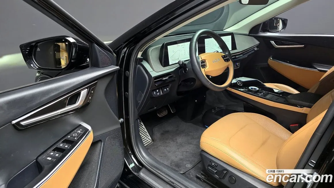 Kia EV6 2023 из KR, фото 10