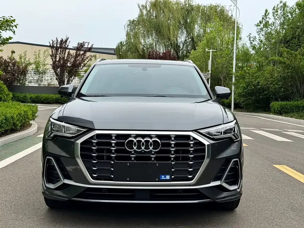 Audi Q3 — фото 9