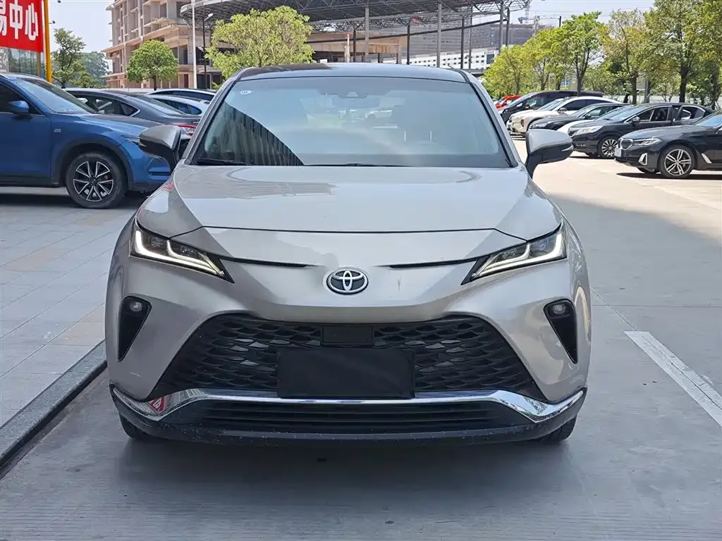 Toyota Venza 2023 из CN, фото 5