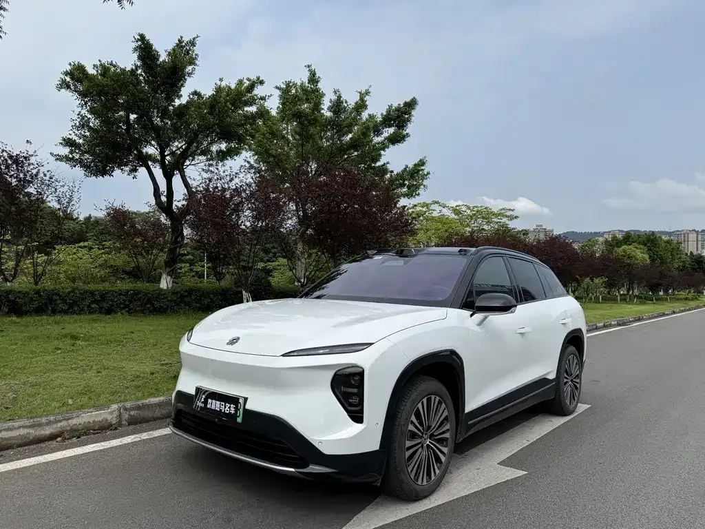 NIO ES7