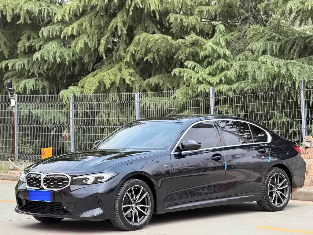 BMW 3 Series — фото 1