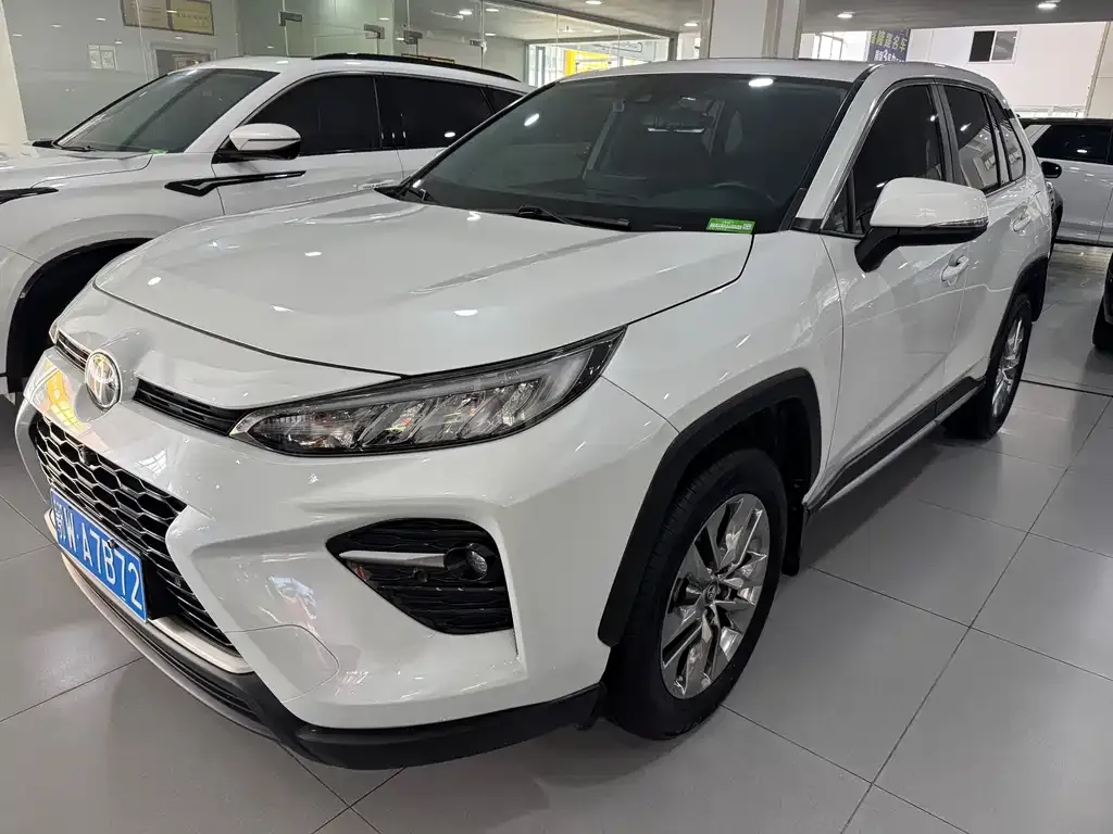 Toyota Wildlander — фото 1