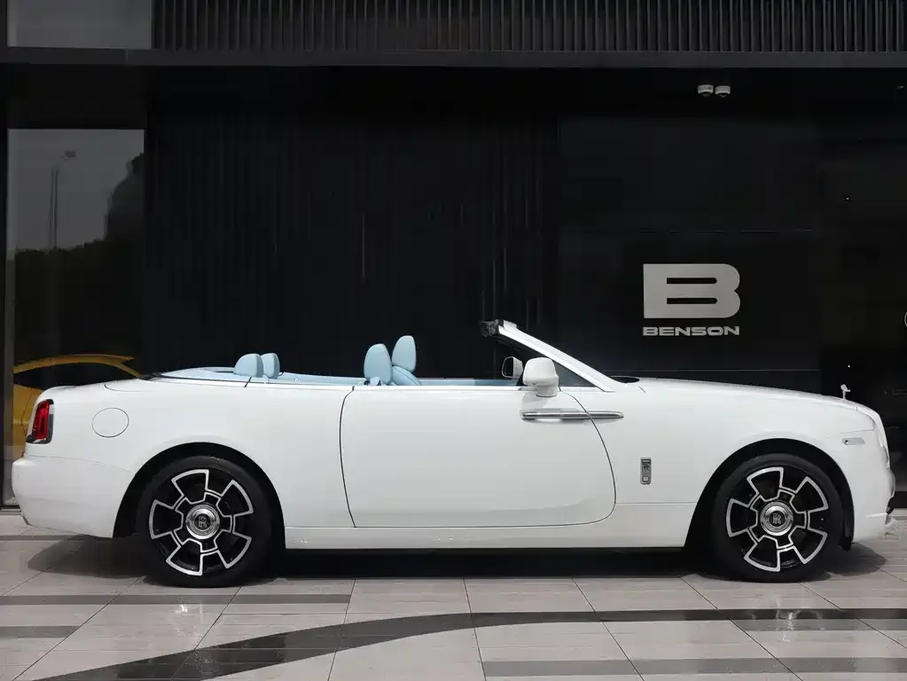 Rolls-Royce Dawn 2023 из CN, фото 10