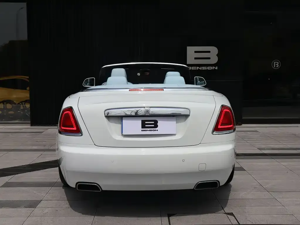 Rolls-Royce Dawn 2023 из CN, фото 4