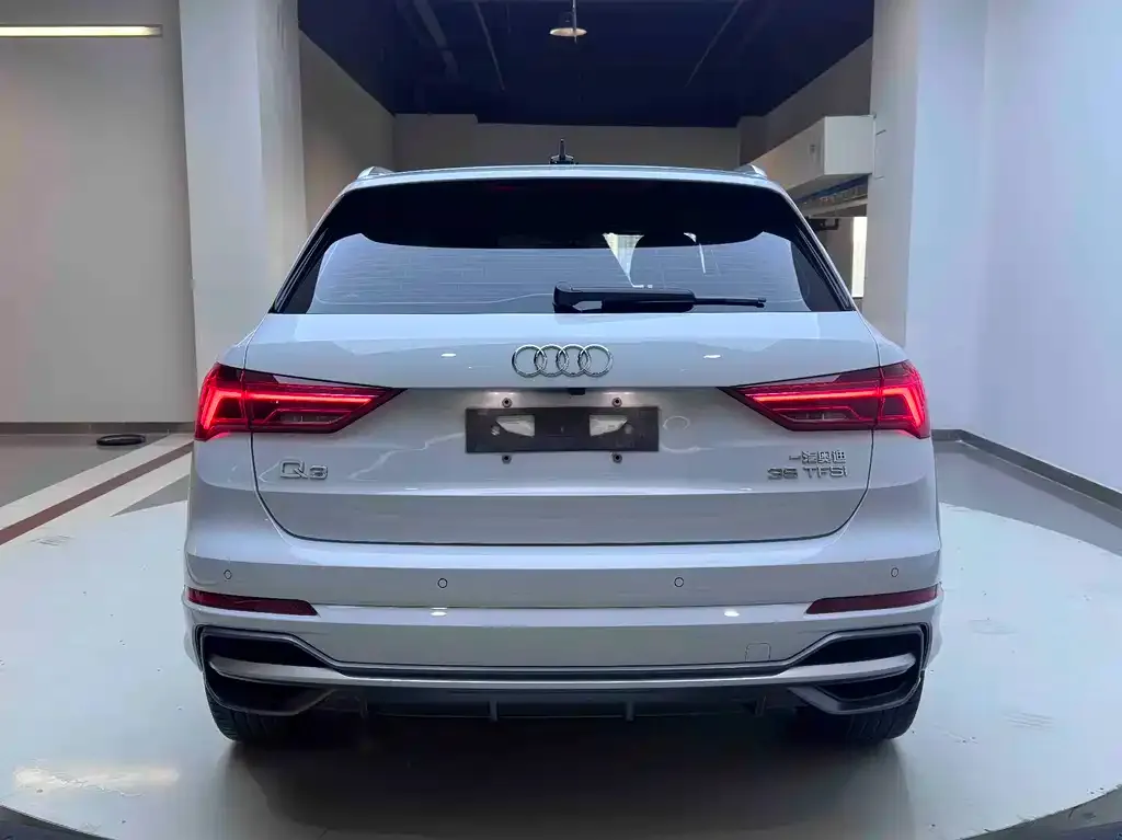 Audi Q3 — фото 4