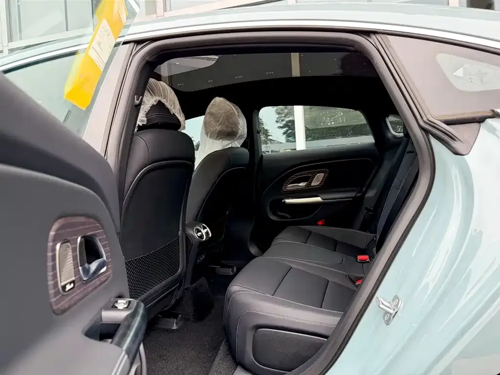 Mercedes-Benz CLA PHEV 2025 из CN, фото 4