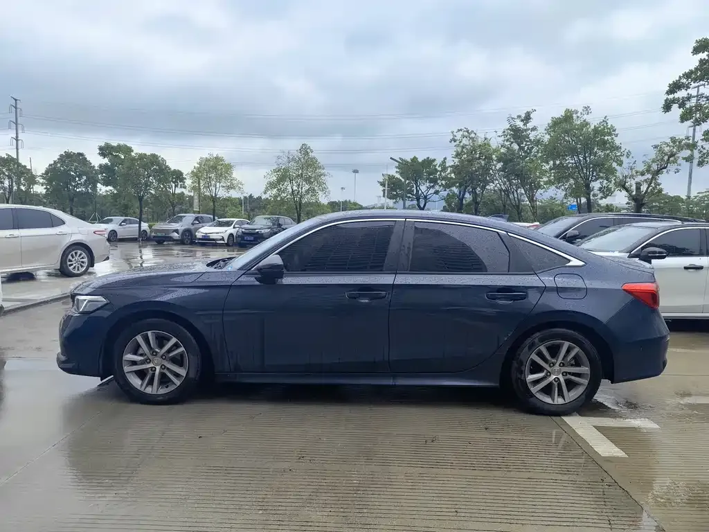 Honda Civic — фото 2