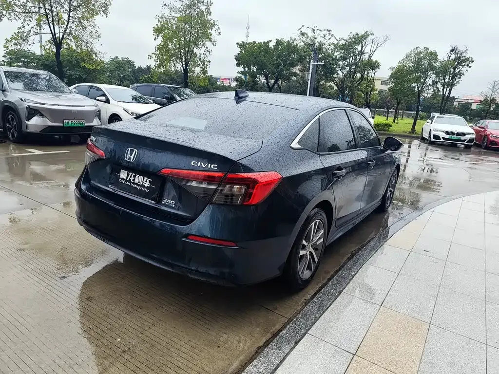 Honda Civic — фото 9