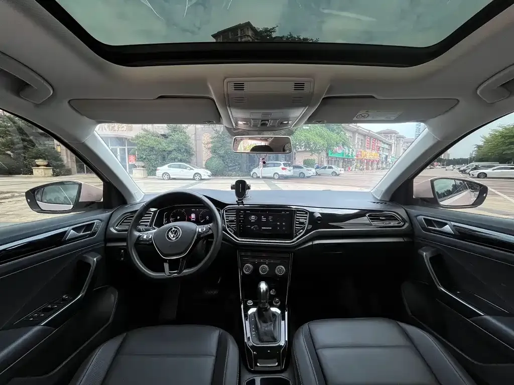 Volkswagen T-Roc 2021 из CN, фото 7