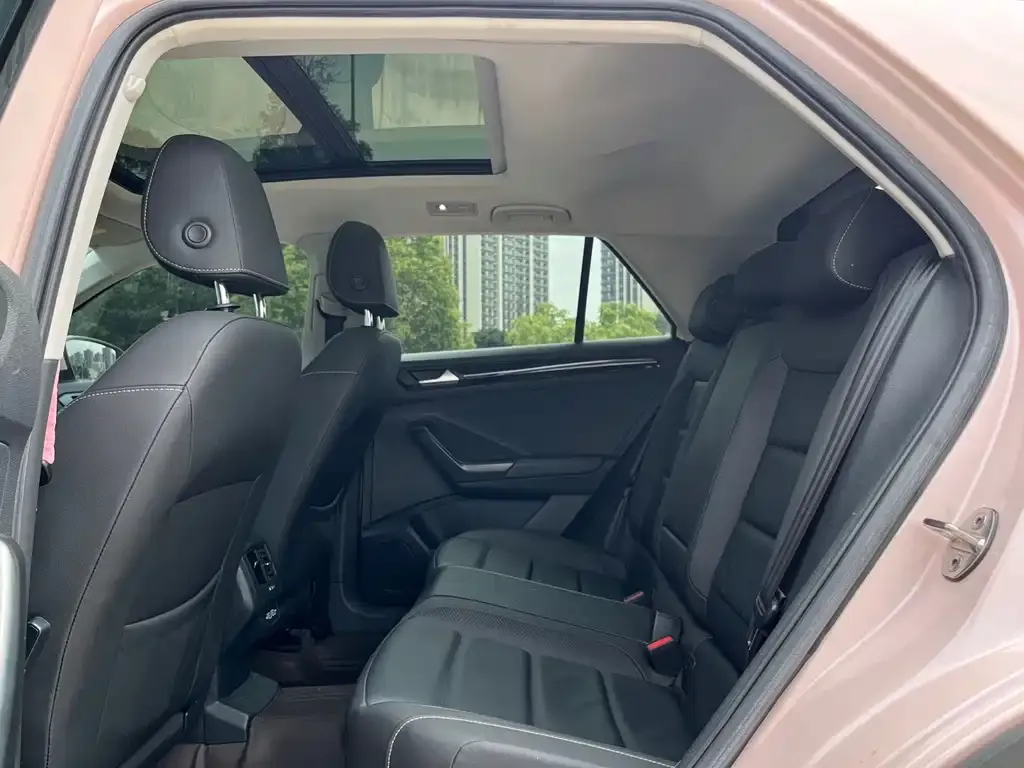 Volkswagen T-Roc 2021 из CN, фото 3