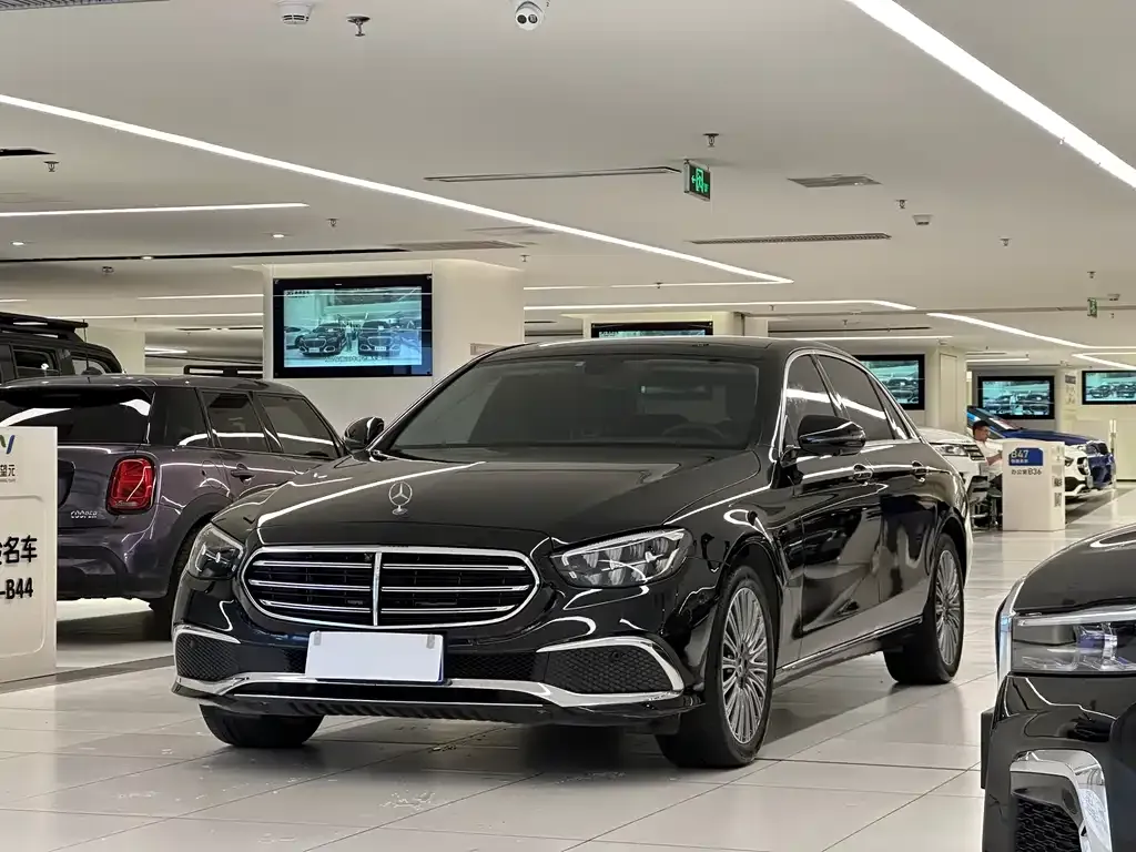Mercedes-Benz E-Class 2023 из CN, фото 1