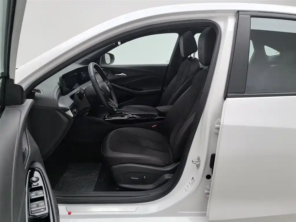 Buick Verano 2023 из CN, фото 3