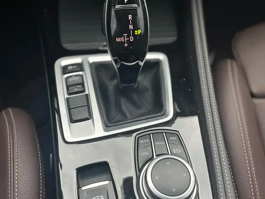 BMW 1 Series 2021 из CN, фото 4