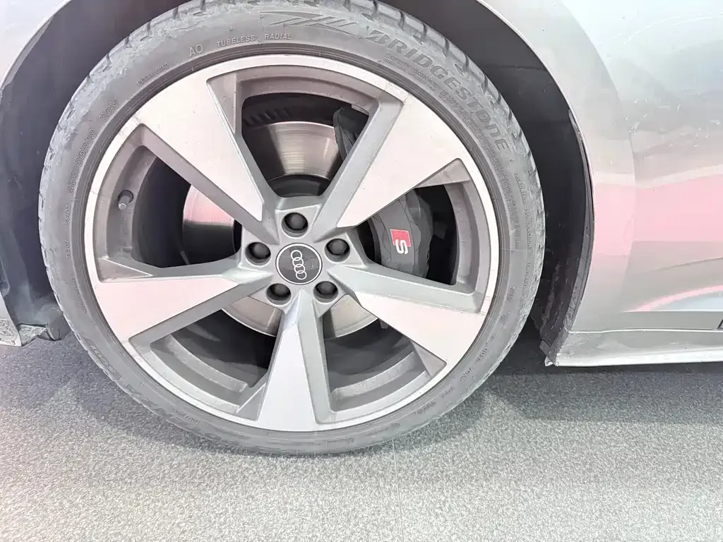 Audi S5 2023 из CN, фото 3