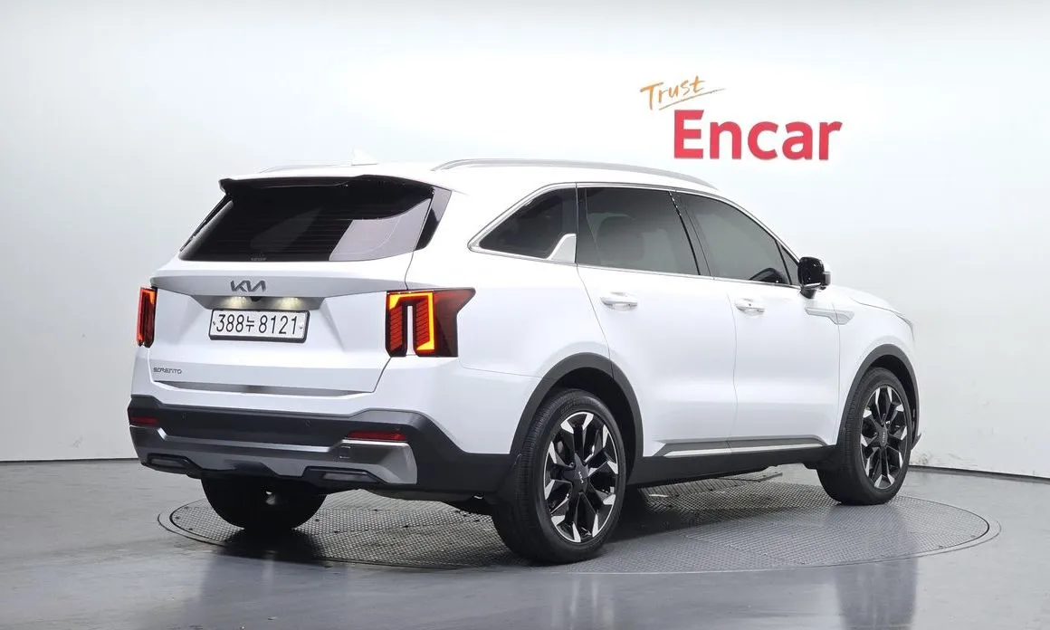 Kia Sorento — фото 4