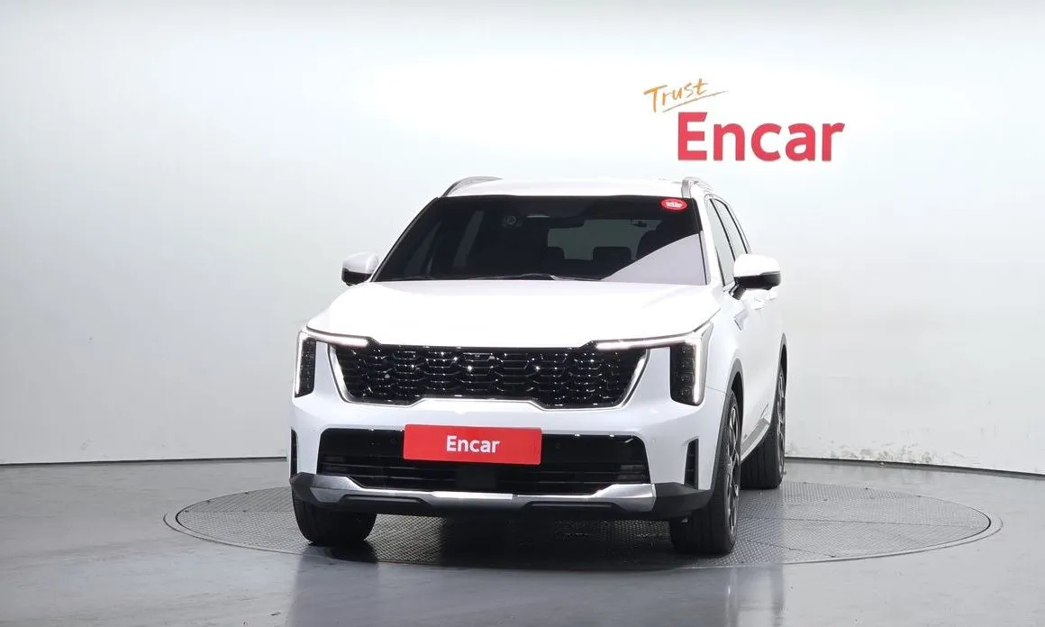 Kia Sorento — фото 10