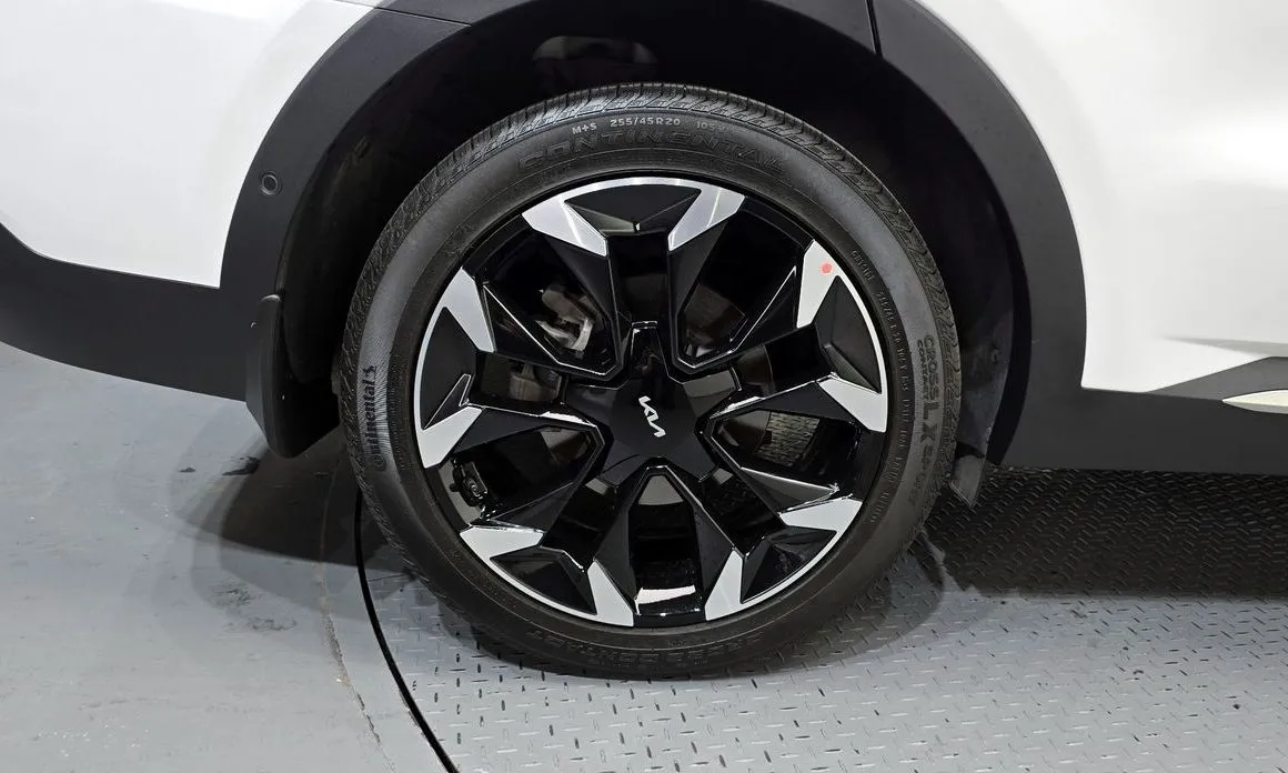Kia Sorento — фото 5